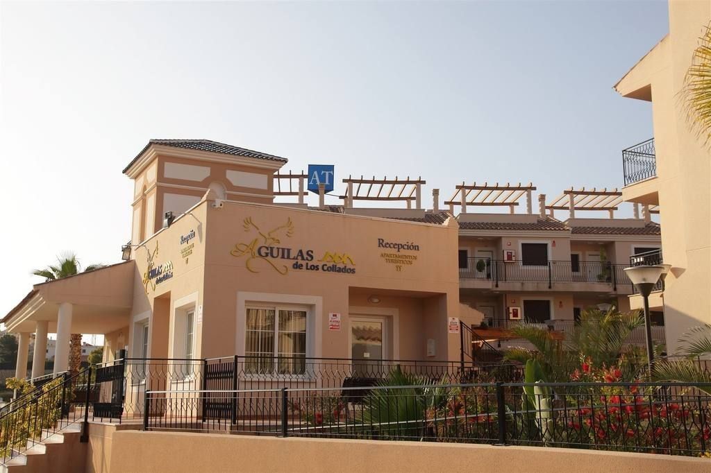 Aguilas De Los Collados Екстериор снимка